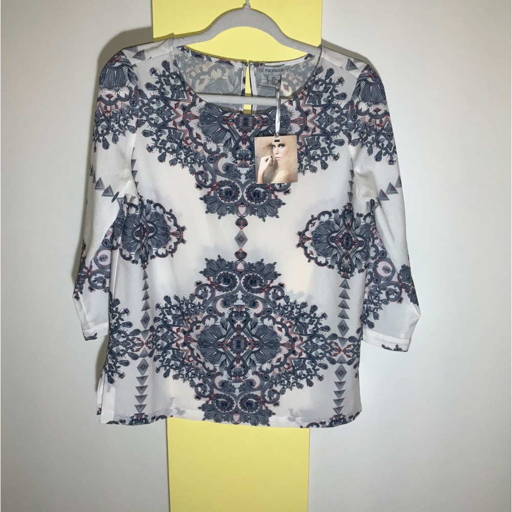 Paraphrase top size small